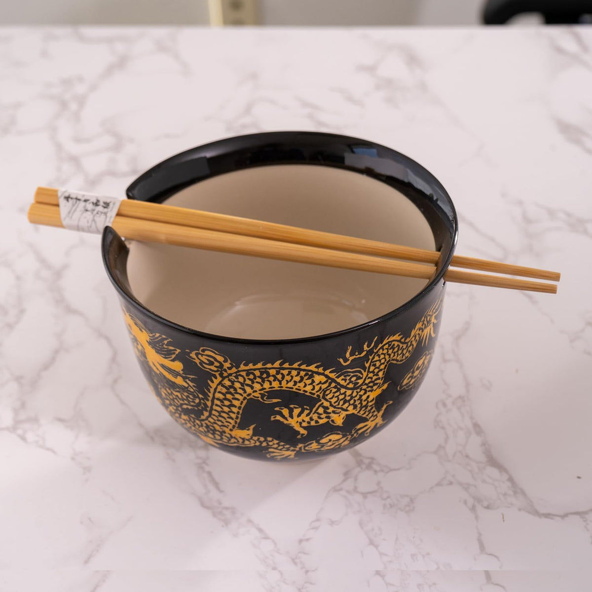 Urban Tokyo Handpainted Ceramic Glazed Japanese Ramen Udon Noodle Rice Bowl With Chopsticks 20 fl oz 5 inch Diameter Bowl Sets Color Box Packaging (Oriental Dragon Black)