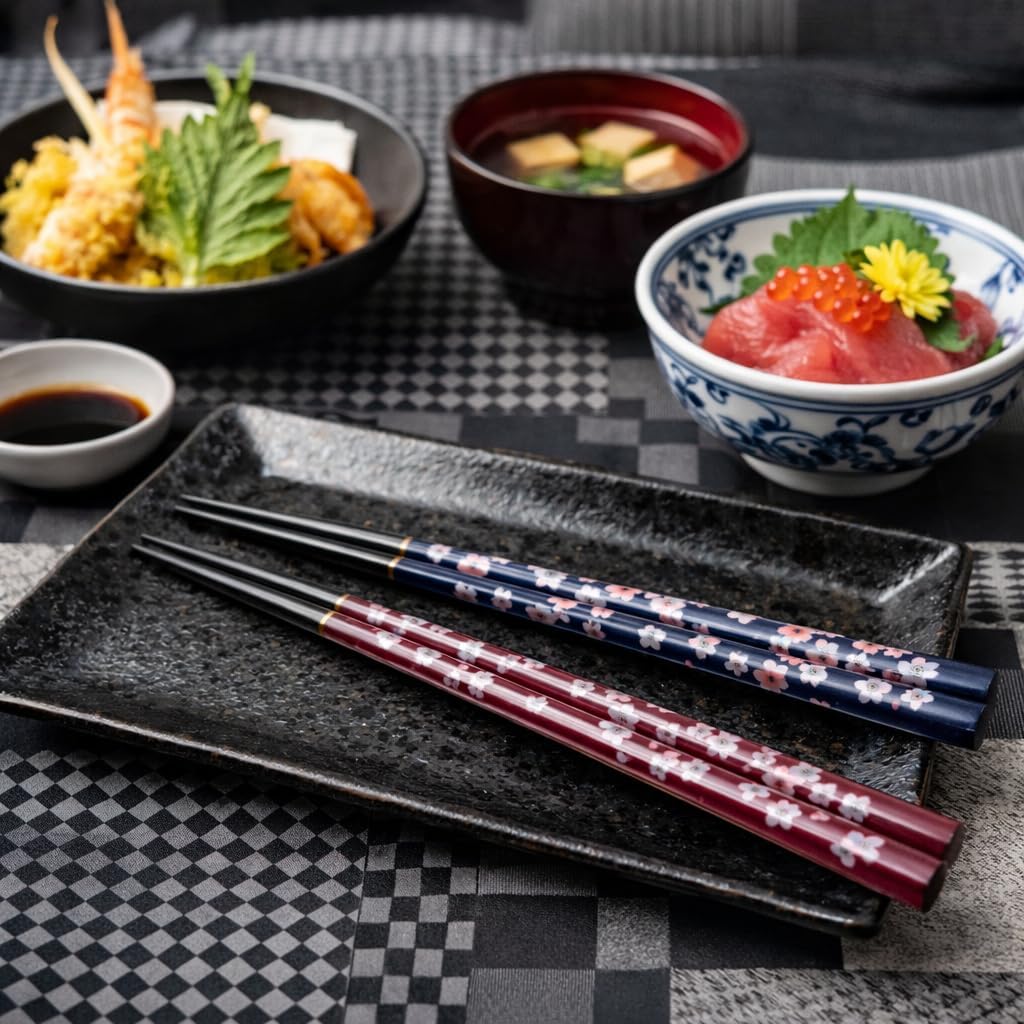 Premium Japanese Chopsticks Reusable 2pcs set [ Made in Japan ] Traditional Lacquer Art Wooden Chopsticks (Flower Navy/Purple(YM204))